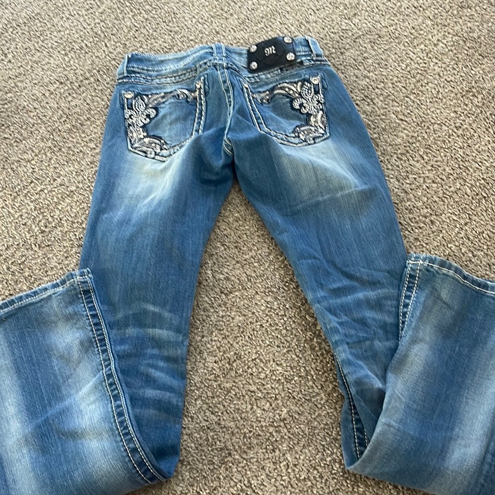 Miss Me Embellished Pocket Signature Boot Cut Jeans JP5853BV Med Blu 26x 31
